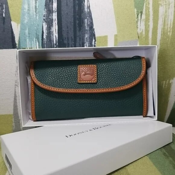 🎯DOONEY & BOURKE Pebbled Leather Continental Clutch Wallet Forest/Green Leather - Picture 1 of 9